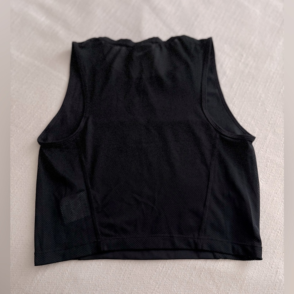 Nike Pro Black and Purple Crop Top - Picture 2 of 3